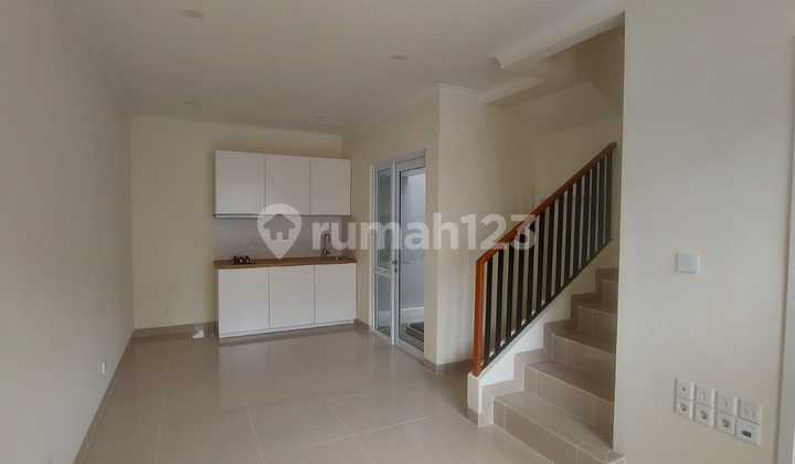 Rumah Baru Cluster Agnesi Gading Serpong ** 2