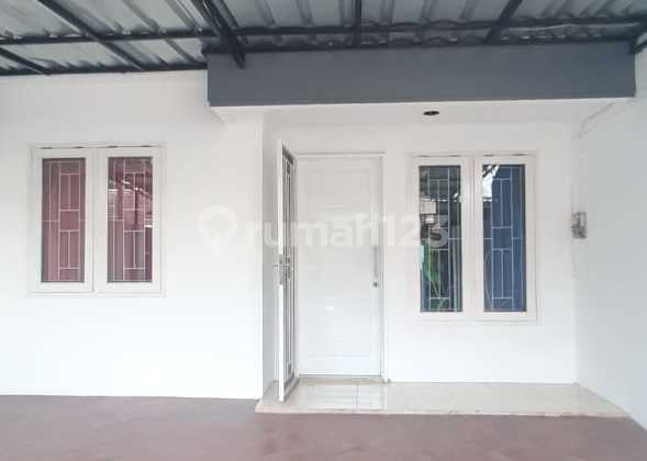 Neat Fully Renovated House in Kelapa Gading