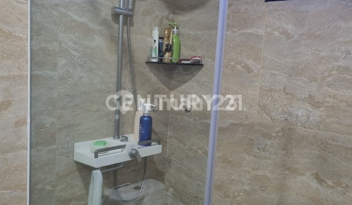 Apartemen HAMPTONS PARK Ed 2