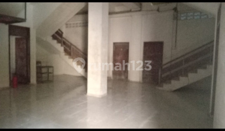 can strategic shop house on MA SALMUN street BOGOR