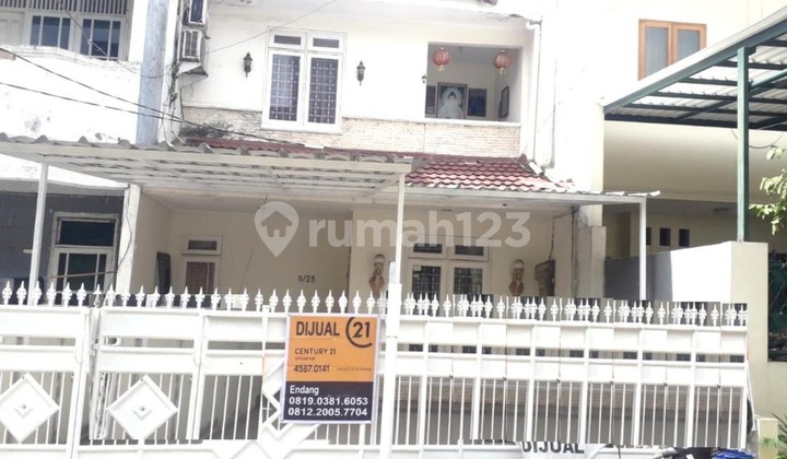 Beautiful house in TAMAN PEGANGSAAN INDAH