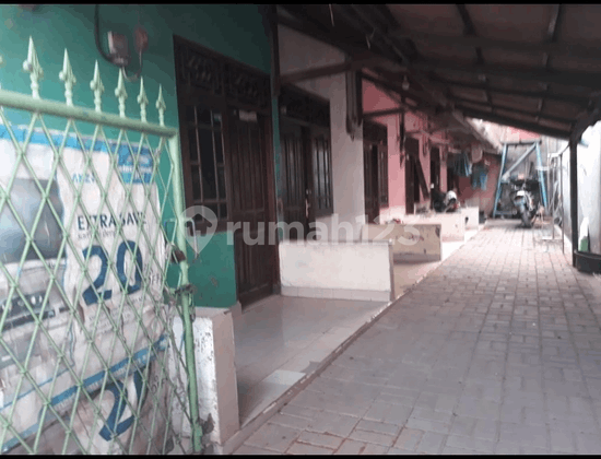 Rumah Kos 6 Pintu Lokasi Strategis Pinggir Jalan 2