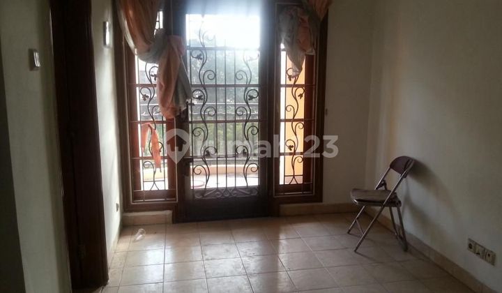 Rumah Rapih Di Kelapa Gading