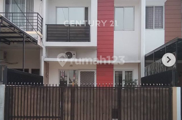 House in Karang Tengah Permai Complex, Ciledug, Tangerang