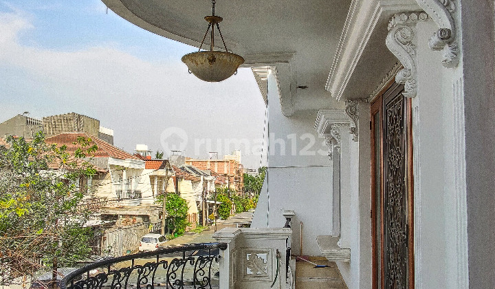 Rumah Bebas Banjir di Janur Elok Kelapa Gading