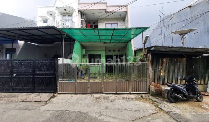 Rumah 3 Lantai Cocok untuk Usaha Kos di Kelapa Gading