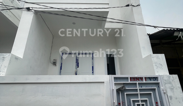 2-Story House in Pramuka Sari, Central Jakarta 2-Story House in Pramuka Sari, Central Jakarta