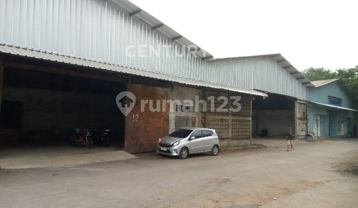 Large Warehouse 2160m² in Cakung, East Jakarta