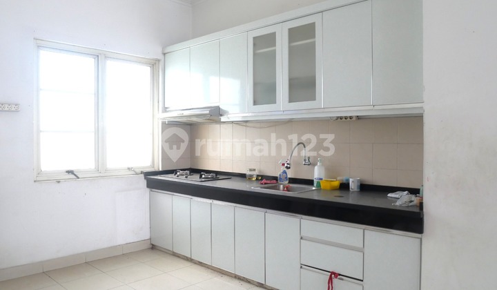 Murah Townhouse 2 Lantai Bebas Banjir Gading Grande