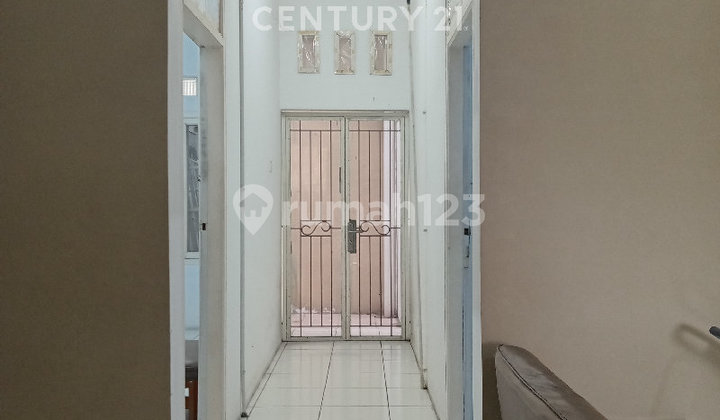 Rumah Minimalis Dijual Cepat di Belakang Gor Rawa Badak 2