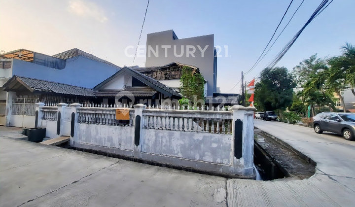 Old House Land Count Kelapa Gading BCS