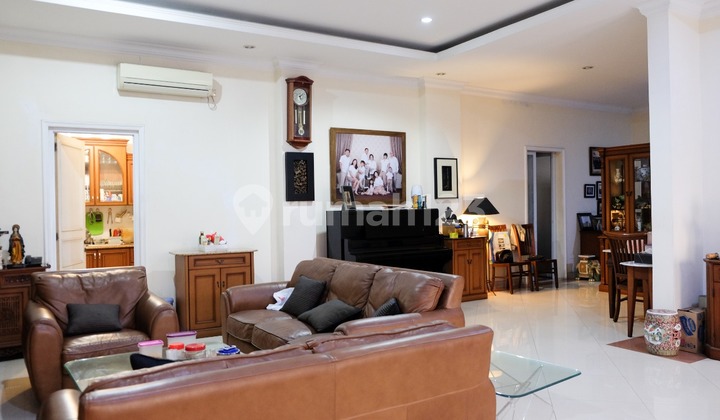 Rumah Asri Aman Nyaman Royal Gading Mansion Kelapa Gading 2