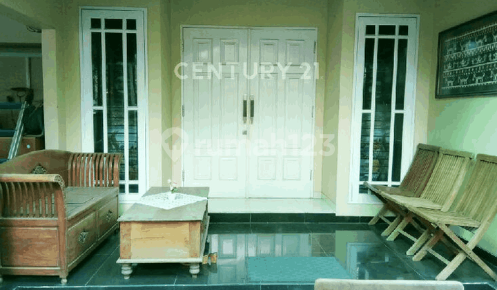 Rumah Nyaman dan Luas Siap Huni di Kelapa Gading