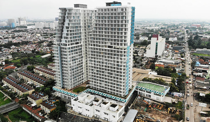 Studio Apartment on Swimming Pool Floor In Karawaci Tangerang Yn 1