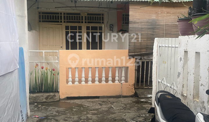 10-Door Rental House Turnover 18 Million/Month on Pramuka 10-Door Rental House Turnover 18 Million/Month on Pramuka