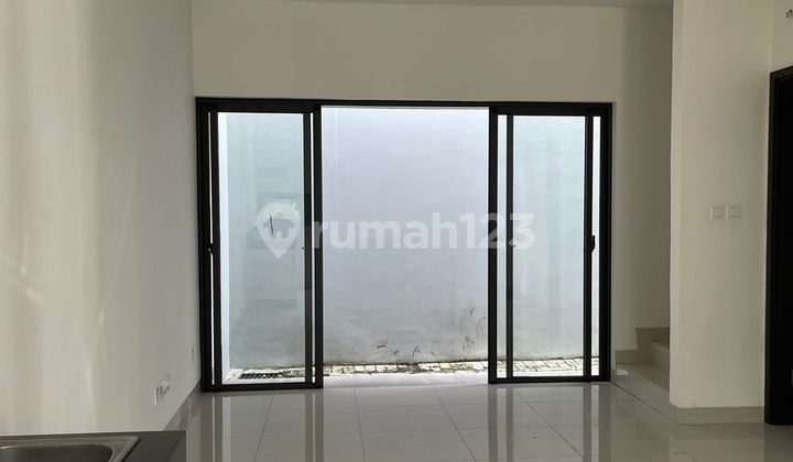 Rumah Wisteria dengan Attic di Cakung Jaktim Harga Cantik Rumah Wisteria dengan Attic di Cakung Jaktim Harga Cantik