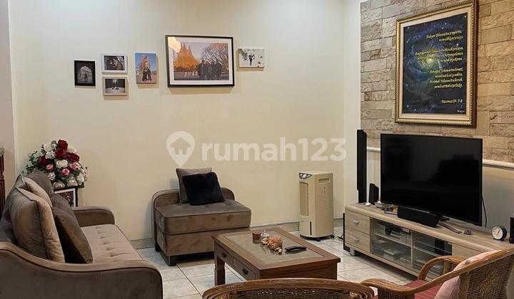 For Quick Sale: Ready-to-Occupy House in Ciputat, South Tangerang