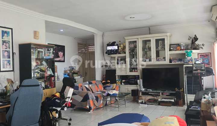 Rumah Nyaman Sayap Gatot Subroto Dekat Tsm! Rumah Nyaman Sayap Gatot Subroto Dekat Tsm!