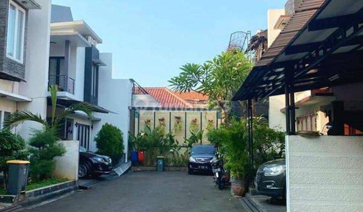 RUMAH PUSAT KOTA TOWNHOUSE DI MAMPANG PRAPATAN JAKSEL 2