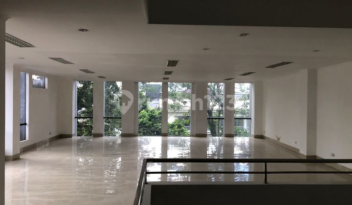 FOR SALE 4-STORY BUILDING IN TAMBLONG BANDUNG HERITAGE (CATEGORY C) READY TO OCCUPY AND STRATEGIC LOCATION 1