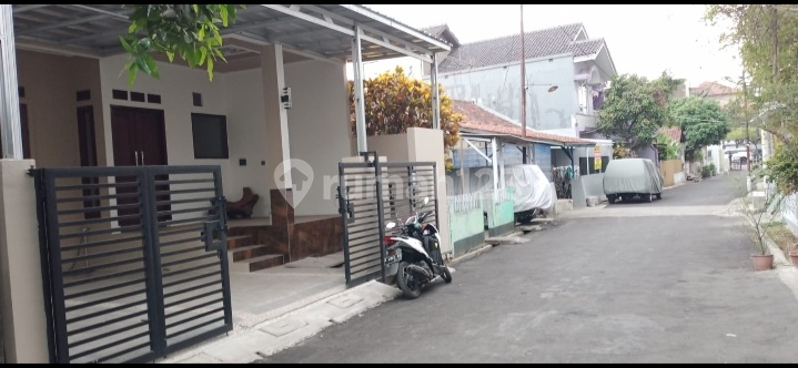 DISEWAKAN RUMAH DALAM KOMPLEK DI KIARACONDONG - BANDUNG HUNIAN NYAMAN DAN COCOK UNTUK KANTOR LOKASI STRATEGIS DISEWAKAN RUMAH DALAM KOMPLEK DI KIARACONDONG - BANDUNG HUNIAN NYAMAN DAN COCOK UNTUK KANTOR LOKASI STRATEGIS