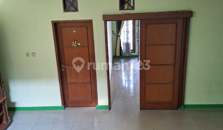 FOR RENT 2-STORY HOUSE IN BATUNUNGGAL BANDUNG, COMFORTABLE AND READY TO OCCUPY 2