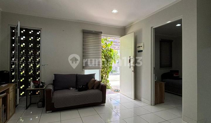 FOR SALE DAYANA CLUSTER HOUSE SUMMARECON BANDUNG SEMI FURNISHED COMFORTABLE LIVING 1
