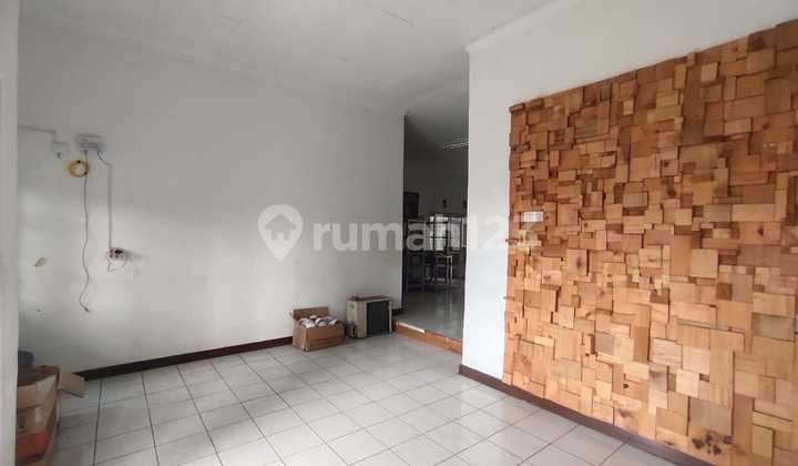 Disewakan Rumah di Sersan Bajuri. Cocok untuk Usaha/Kantor/Mess Karyawan atau Investasi Kosan Hunian Nyaman dan Lokasi Strategis 2