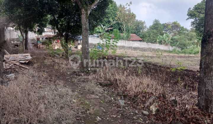 FOR SALE LAND ON MAIN ROAD CIUMBULEUIT BANDUNG SPACIOUS AND STRATEGIC LOCATION
