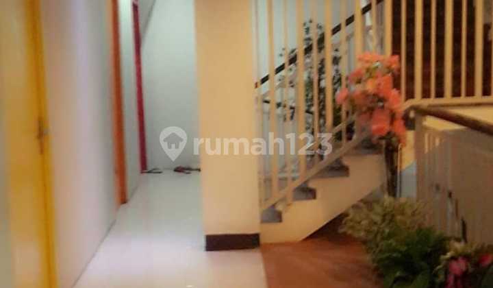 Dijual Ruko 4,5 Lantai di Daerah Gadujati Bandung Cocok untuk Penginapan Lokasi Strategis dan Akses Mudah
