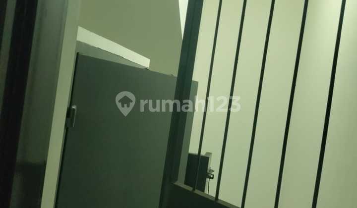 SHOPHOUSE FOR RENT, FORMER BANK, ON AMIR MAHMUD MAIN ROAD, CIMAHI, READY TO USE, STRATEGIC AND BUSY LOCATION 2