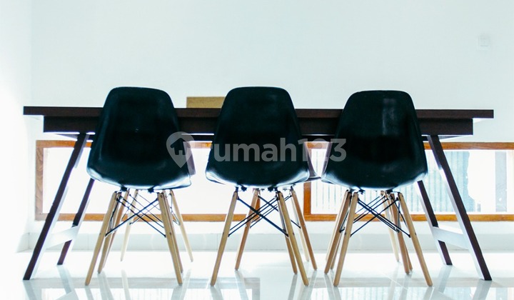 FOR SALE READY-TO-OCCUPY HOUSE IN CIPAKU INDAH BANDUNG FULLY FURNISHED 2