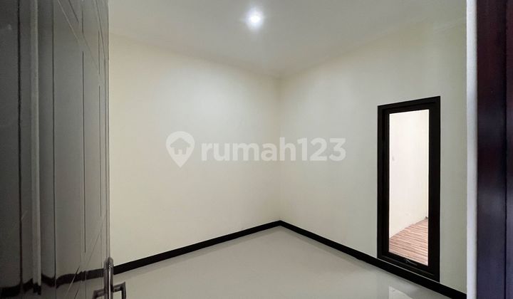 For Rent House in Taman Kopo Indah 1 (TKI 1) Bandung Comfortable and Secure Residence Strategic Location 2