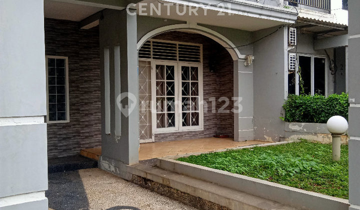 Comfortable Fully Furnished House in Meadow Green Lippo Cikarang Comfortable Fully Furnished House in Meadow Green Lippo Cikarang
