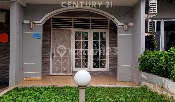 Comfortable Fully Furnished House in Meadow Green Lippo Cikarang Comfortable Fully Furnished House in Meadow Green Lippo Cikarang