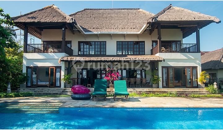 HP-B04 Beachfront Villa, 2 Floors, 390m2 Freehold Title in Dencarik, Buleleng HP-B04 Beachfront Villa, 2 Floors, 390m2 Freehold Title in Dencarik, Buleleng