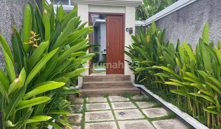 Villa for rent on Jl Kayu Tulang EV 1