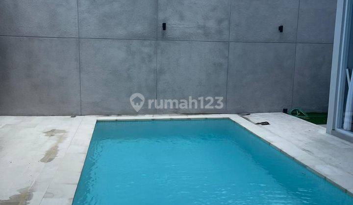 Villa 2 Lantai Di Kerobokan Dekat Canggu DB 1