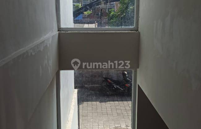 Rumah 2 Lantai di Jl Tukad Pakerisan DB 2