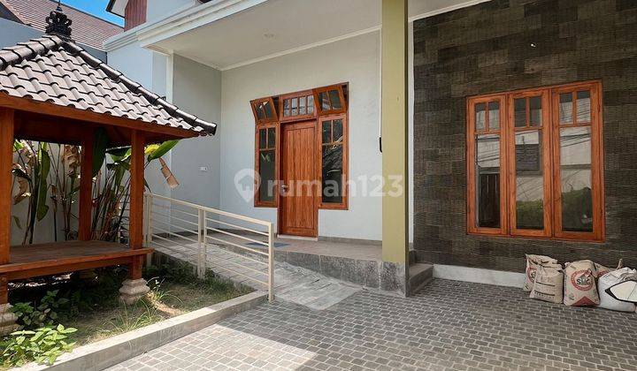 For Rent House With Gazebo 3 Bedrooms In Jimbaran Ls 1