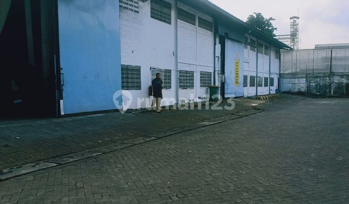 Operational Warehouse Ready to Use in Trosobo - Favorite for Logistics & Distribution