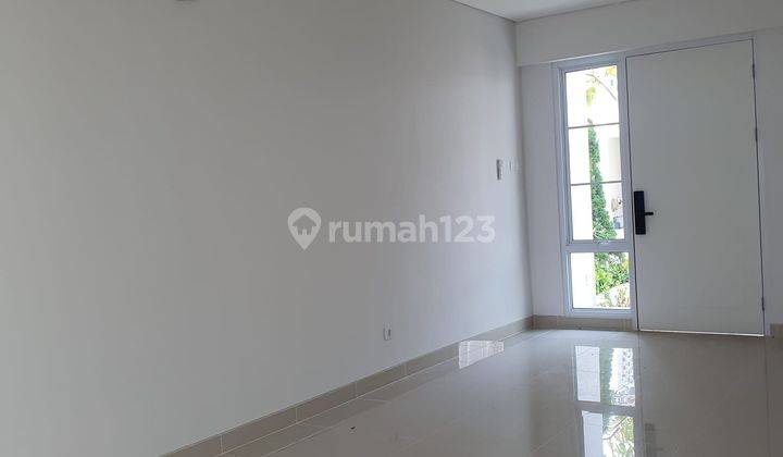 Rumah Di Granada Cluster Menaggio Gading Serpong Tangerang 2