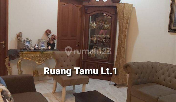 Rumah Cantik Dipusat Kota Bandung 3 Lantai 2