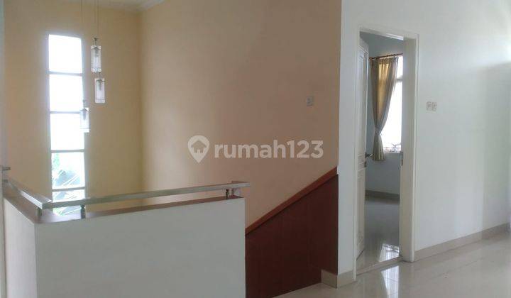 Rumah Bagus 2 Lantai di Gegerkalong Bandung SHM 2