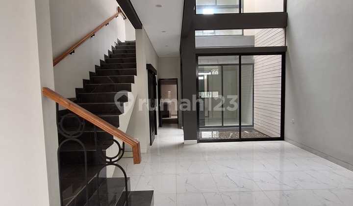 di Sektor 7A Gading Serpong, Jl. Curug Sangereng, Curug Sangereng, Kelapa Dua, Tangerang, Banten, Indonesia, 15810, Sektor 7A/B-Gading Serpong