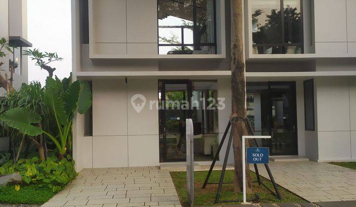 Rumah 2 Lantai Siap Huni Full Furniture Di Lippo Cikarang  1