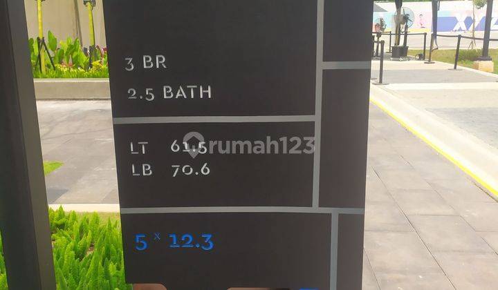 Rumah X5 2 Lantai di Jl. Orange County Boulevard Lippo Cikarang Cosmopolis 2