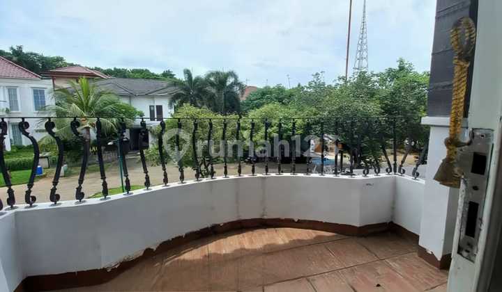 For Rent: Luxury Residential House in a Complex Near LRT & Jorr Cibubur-Jakarta Toll Road For Rent: Luxury Residential House in a Complex Near LRT & Jorr Cibubur-Jakarta Toll Road