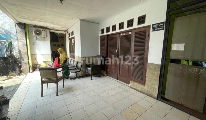 Dijual Rumah Luas dengan lokasi  Cocok Untuk Usaha Di Karang tengah lebak Bulus