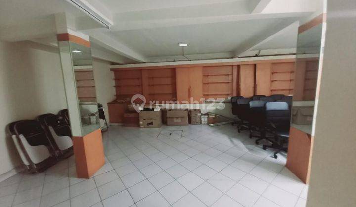 Ruko 2 lantai Jalan Raya Mampang Cocok Untuk Usaha
 2